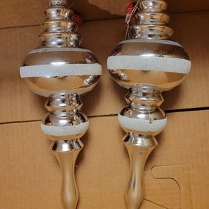 2 large ornaments